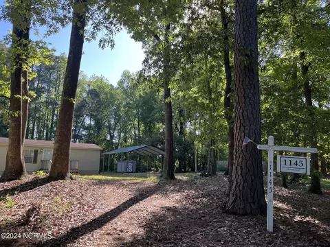 1145 Grandin Ln, Greenville, NC 27834