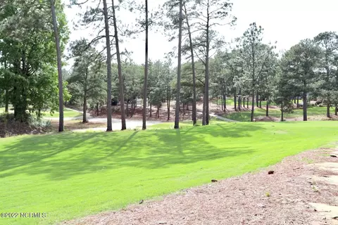View/Area - 10 Braemar Rd, Pinehurst, NC 28374 photo 1 of 2