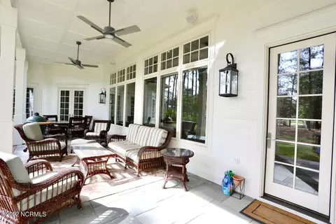 Exterior - 10 Braemar Rd, Pinehurst, NC 28374 photo 4 of 11