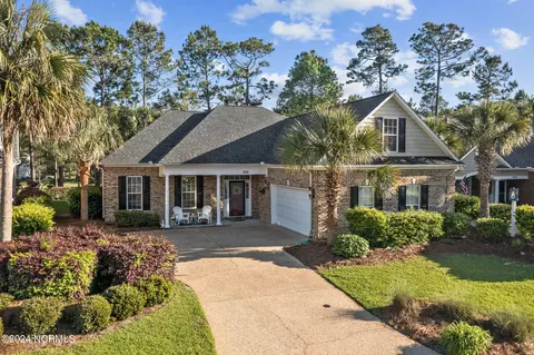 696 Creekway Cir SE, Bolivia, NC 28422