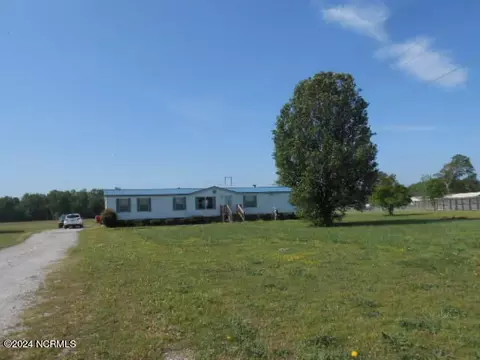 6222 Cobblestone Rd, Elm City, NC 27822