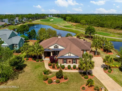 3005 Essex Dr, Southport, NC 28461
