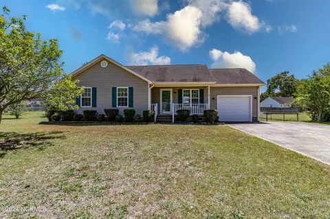 513 Twin Creeks Dr, Goldsboro, NC 27530