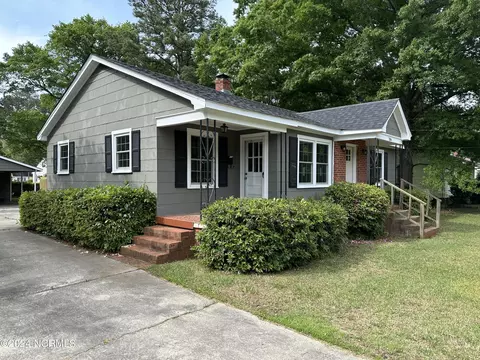 706 Darby Ave, Kinston, NC 28501