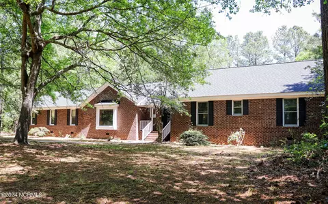 1967 Altons Trl, Greenville, NC 27834