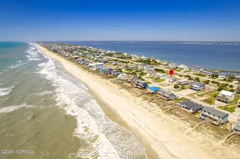 2106 Ocean Dr, Emerald Isle, NC 28594