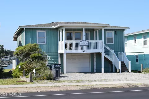 922 Ocean Blvd W, Holden Beach, NC 28462