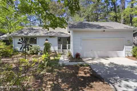 4113 Red Bird Rd, Wilmington, NC 28412