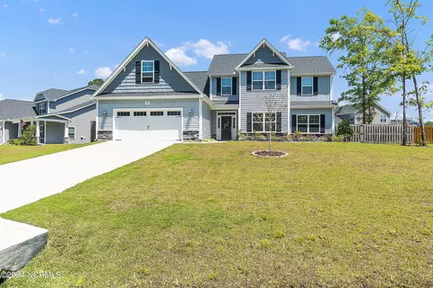 302 Mckenzie Pl, Sneads Ferry, NC 28460