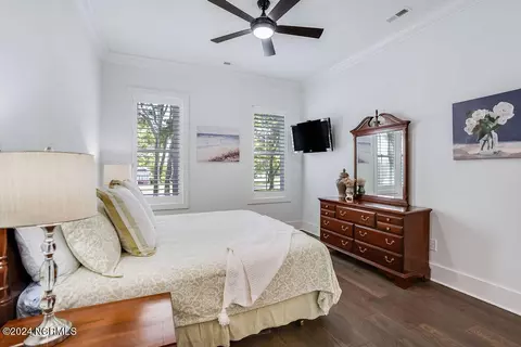 Bedroom - 105 Ballast Point Rd, Hampstead, NC 28443 photo 4 of 6