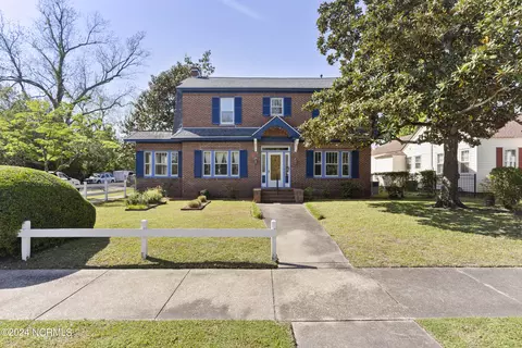 1320 Chestnut St, Wilmington, NC 28401