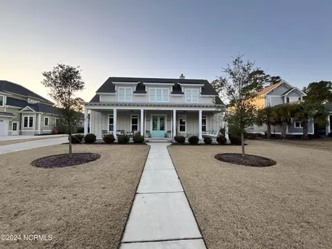2510 Royal Palm Ln, Wilmington, NC 28409