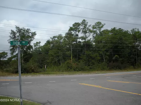 700 Dow Rd, Carolina Beach, NC 28428