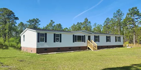 6561 Pinecliff Dr NE, Leland, NC 28451