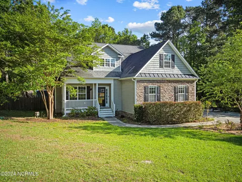111 Kingsport Dr, Hampstead, NC 28443