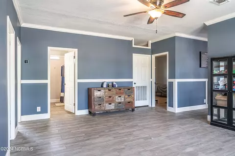 Bedroom - 209 Dirt Rd, Hamlet, NC 28345 photo 6 of 13