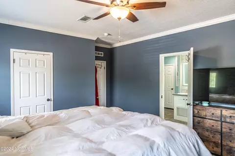 Bedroom - 209 Dirt Rd, Hamlet, NC 28345 photo 11 of 13