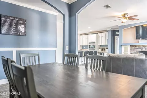 Dining - 209 Dirt Rd, Hamlet, NC 28345 photo 1 of 3