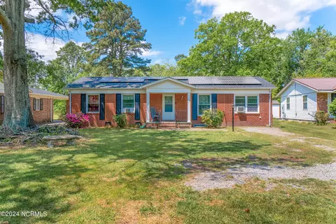 311 Coke Ave, Edenton, NC 27932
