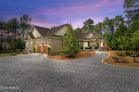 108 Christine Pl, West End, NC 27376