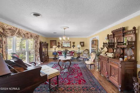 Living - 123 Waterside Dr, Bath, NC 27808 photo 4 of 8