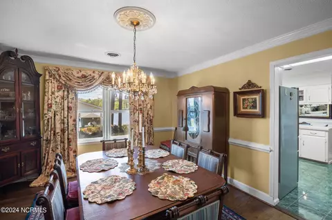 Dining - 123 Waterside Dr, Bath, NC 27808 photo 2 of 3