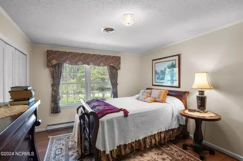 Bedroom - 123 Waterside Dr, Bath, NC 27808 photo 1 of 6