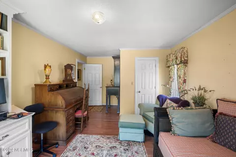 Living - 123 Waterside Dr, Bath, NC 27808 photo 7 of 8