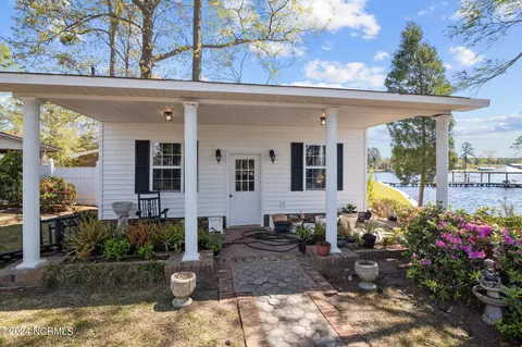 Other - 123 Waterside Dr, Bath, NC 27808 photo 2 of 10