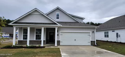 5022 Cinnamon Run, New Bern, NC 28562