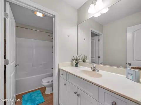 Bath - 128 Killis Blvd, Richlands, NC 28574 photo 4 of 5