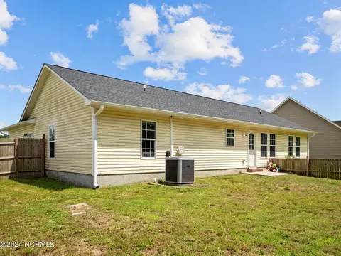 Exterior - 128 Killis Blvd, Richlands, NC 28574 photo 6 of 14