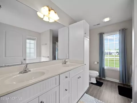 Bath - 128 Killis Blvd, Richlands, NC 28574 photo 1 of 5