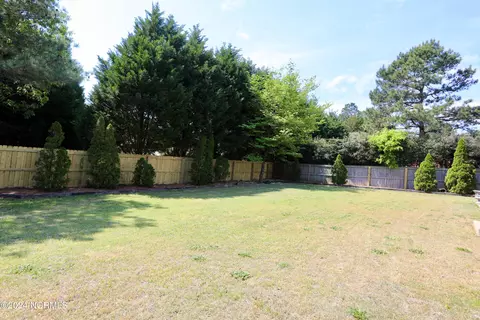 Exterior - 4 Beryl Ln, Pinehurst, NC 28374 photo 12 of 14