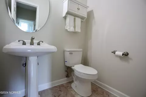 Bath - 4 Beryl Ln, Pinehurst, NC 28374 photo 1 of 7