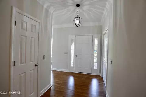 Entry Way - 4 Beryl Ln, Pinehurst, NC 28374 photo 1 of 1