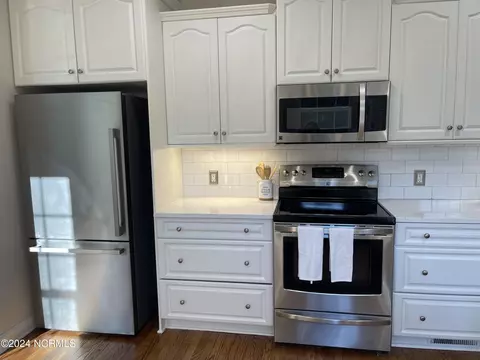 Kitchen - 4 Beryl Ln, Pinehurst, NC 28374 photo 1 of 5