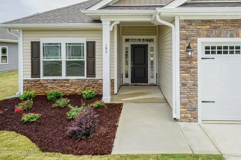 274 Nellie Ln, Swansboro, NC 28584