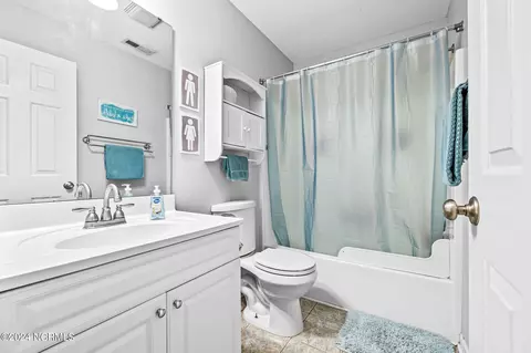 Bath - 110 Spring Lake Dr, Pinehurst, NC 28374 photo 6 of 6