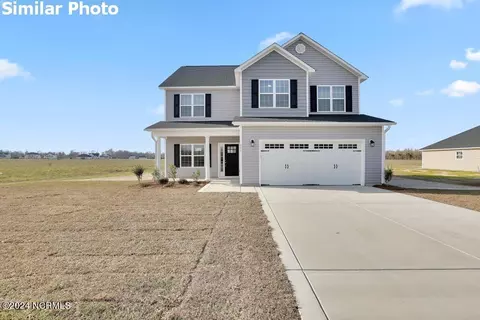 700 Puppy Drum Ln, Maysville, NC 28555