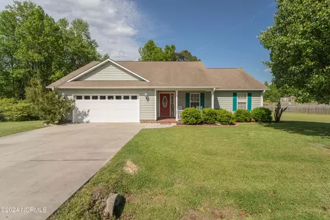 108 Deer Crossing Rd, Jacksonville, NC 28540