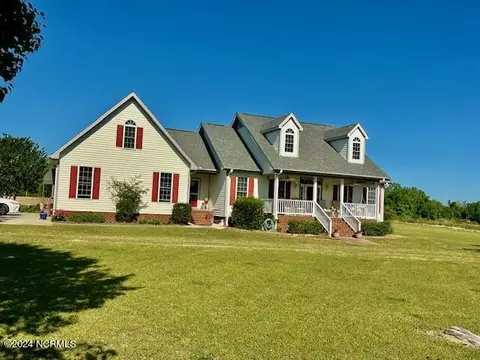 1396 Woodington Rd, Kinston, NC 28501