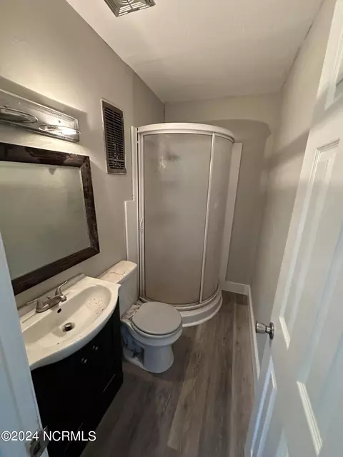 208 Melroy St, Mccoll, SC 29570 photo 5