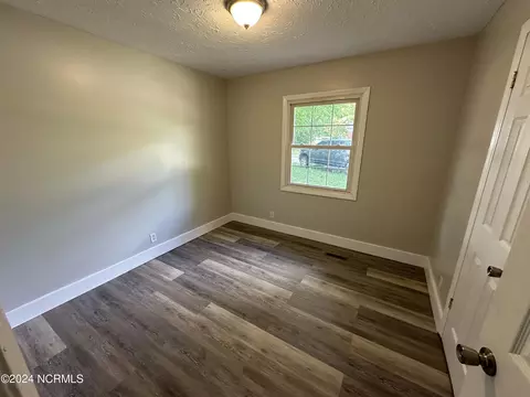 208 Melroy St, Mccoll, SC 29570 photo 6