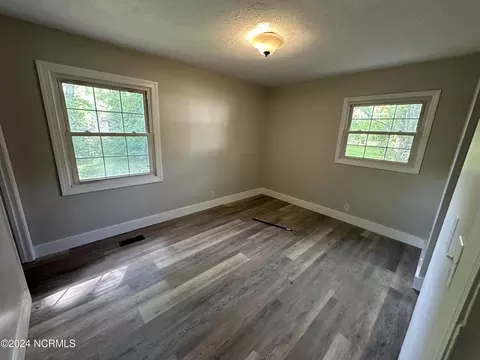 208 Melroy St, Mccoll, SC 29570 photo 4