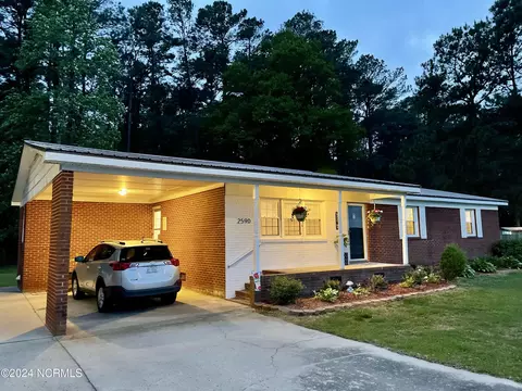 2590 Jerden Thicket Rd, Jamesville, NC 27846