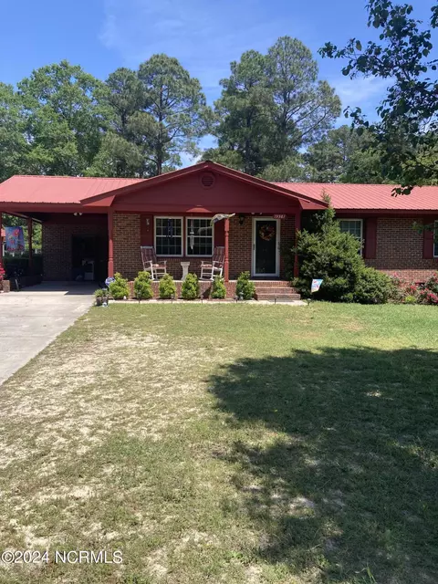 19381 Salley Mcnair Rd, Laurinburg, NC 28352