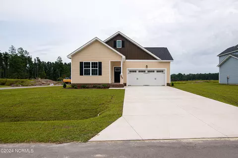 205 Browns Ferry Rd, Jacksonville, NC 28546