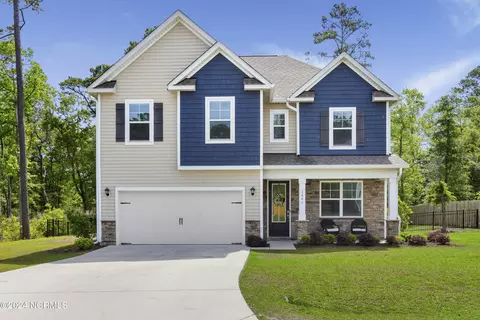 146 Henderson Dr, Newport, NC 28570