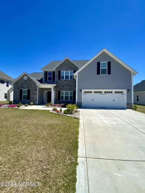 210 Knightheads Dr, Swansboro, NC 28584